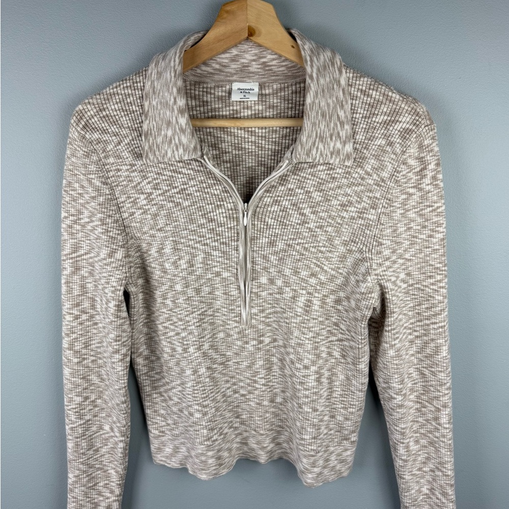 Abercrombie & Fitch Beige Patterned Collared Sweater